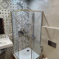 Номер стандарт с 1 двуспальной кроватью