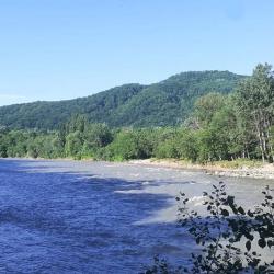 Фото Отель Уютные домики с выходом на реку Белая