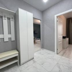 Фото Апартаменты на улице Ясный Берег, 3
