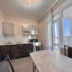 Фото Апартаменты на улице Чайковского 100