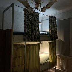 Кровать в 6-местном общем номере (удобства на этаже)