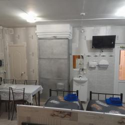 Номер стандарт с 5 односпальными кроватями (с завтраком)