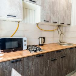 Фото Отель LetoApart (ЛетоАпарт) на улице Исаева 13