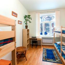 Кровать в общем номере с 2 двухъярусными кроватями (удобства общие)