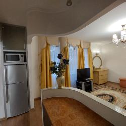 1-комнатные апартаменты студия Желтый