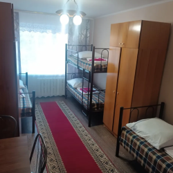 Кровать в 4-местном общем номере