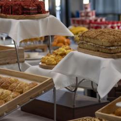 Фото Отель Orient Hotel Bishkek (Ориент )