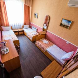Кровать в 3-местном общем номере