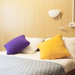 Фото Антихостел RoomHouse у вокзала