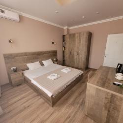 Номер стандарт комфорт с 1 двуспальной кроватью