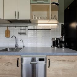 3-комнатные апартаменты эконом 33 военный городок д1 (мансарда)