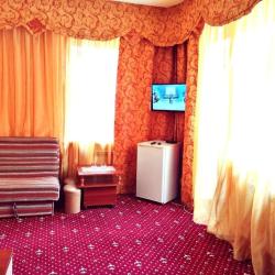 Номер полулюкс с 1 двуспальной кроватью