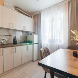 Фото Апартаменты Комфорт на улице Большая Красная 3