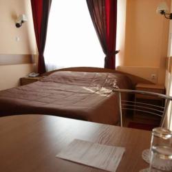 Номер эконом с 1 двуспальной кроватью