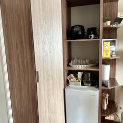 Номер стандарт с 2 односпальными кроватями и диваном