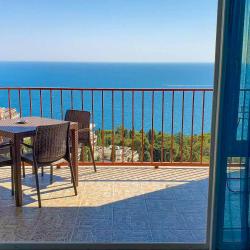 4-местные 2-комнатные апартаменты люкс с видом на море