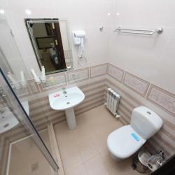 Номер стандарт с 1 двуспальной кроватью