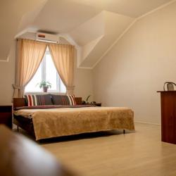 Номер полулюкс с 2 односпальными кроватями