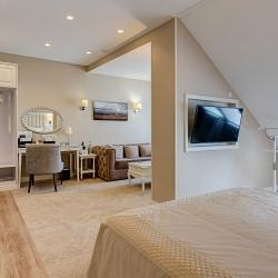 Номер полулюкс (мансарда)