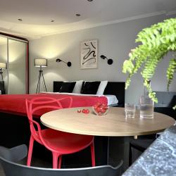 Фото Отель Apart Mari (Апарт Мари) на улице Черняховского