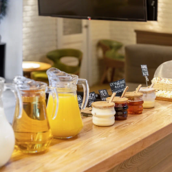 Фото Отель KamInn (КамИнн)