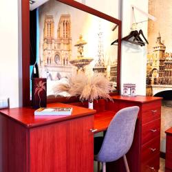 Фото Отель Themed Apartments (Зимд Апартментс) 
