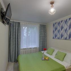 Фото Отель YourHouse (ЙоХаус) в 1-м микрорайоне 76
