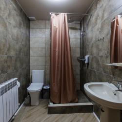 Номер стандарт с 1 двуспальной кроватью