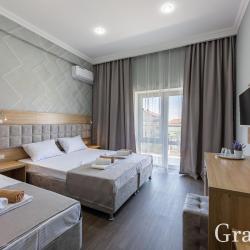 Фото Отель Гранада