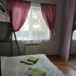 4-местный номер стандарт семейный с двухъярусной кроватью (общие удобства)