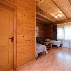 Комната улучшенная с 4 односпальными кроватями