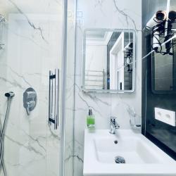 Фото Отель Vegas apartments (Вегас апартментс) на улице Бурнаковская 109