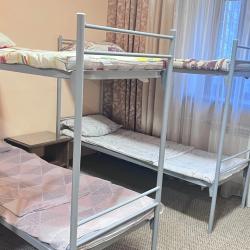 Кровать в 6-местном общем мужском номере
