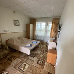 Комната комфорт с 1 двуспальной кроватью