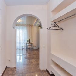 Фото Апартаменты на улице Скрыганова 16