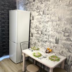 Фото Апартаменты на улице Дианова 9/1