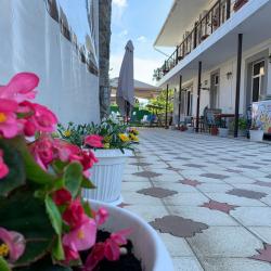 Фото Отель Людмила