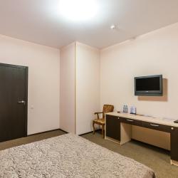 Номер эконом с 1 двуспальной кроватью