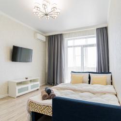 Фото Отель LetoApart (ЛетоАпарт) на улице Суворовская 71-199