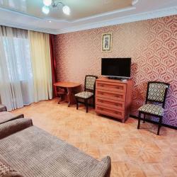 Номер делюкс семейный с 1 двуспальной кроватью