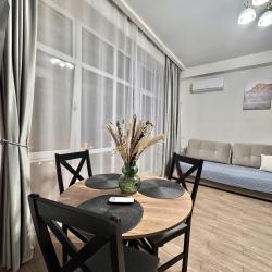 Фото Апартаменты на улице Кутаисская 1