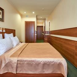 Номер стандарт с 1 двуспальной кроватью