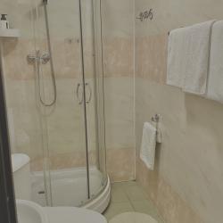 Номер стандарт комфорт с 1 двуспальной кроватью