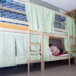 Кровать в 6-местном общем номере (удобства на этаж)