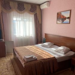 Номер стандарт с 1 двуспальной кроватью