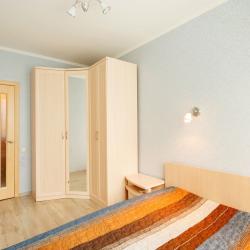 Фото Апартаменты Брусника на улице Генерала Антонова 4к1