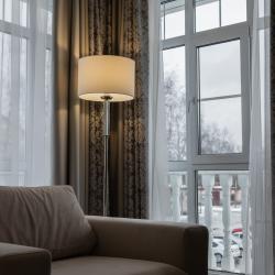 Номер люкс с 1 двуспальной кроватью