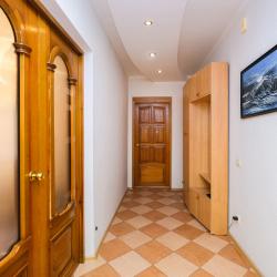 Фото Отель Квартирка-НСК в микрорайоне Горский 48