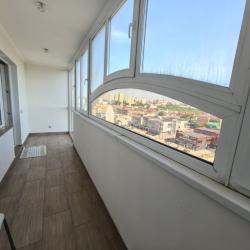 Фото Отель Бoльшая 3-x комнaтнaя кваpтира в центре города