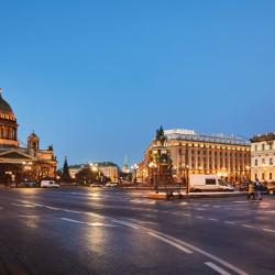 Фото Отель FlatStay Мойки 82| Трёшка у Исаакиевского собора в стиле Лофт, с просторной гостиной и 2-м ярусом